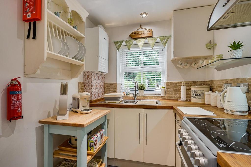 Coachhousebungalow Grange-over-Sands ภายนอก รูปภาพ